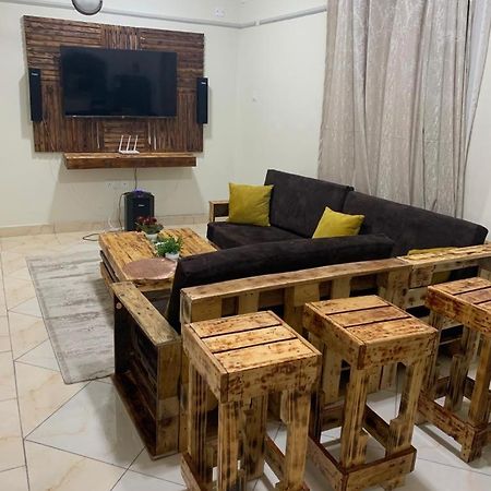 מומבסה Kc Homes Tours &Travels מראה חיצוני תמונה